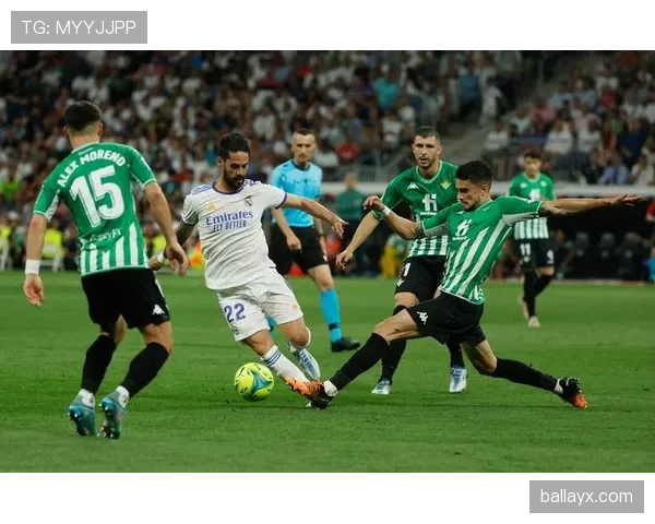 贝蒂斯历史最佳球员评选结果出炉，传奇新星闪耀成焦点